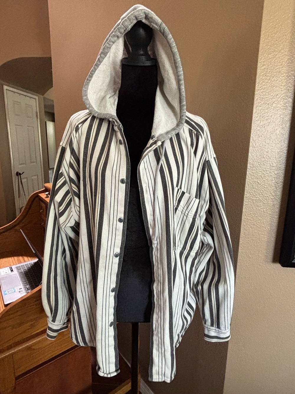Striped Hooded Men's Jacket - Black & White